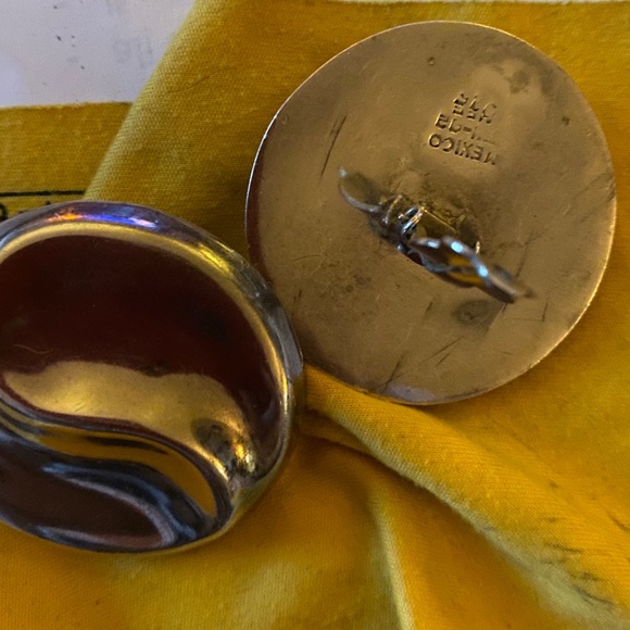 Big round Mexican sterling silver clip on earrings - Picture 2 of 4